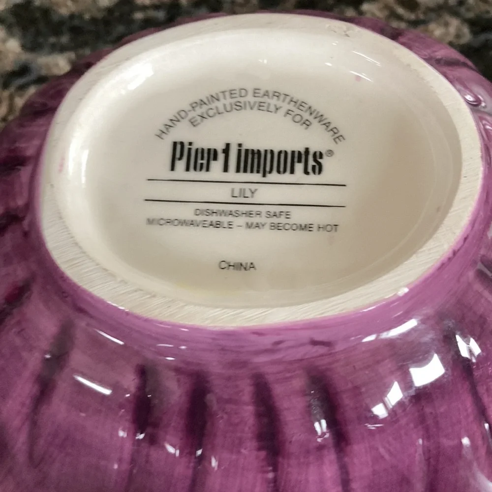 Pier 1 smoke pet